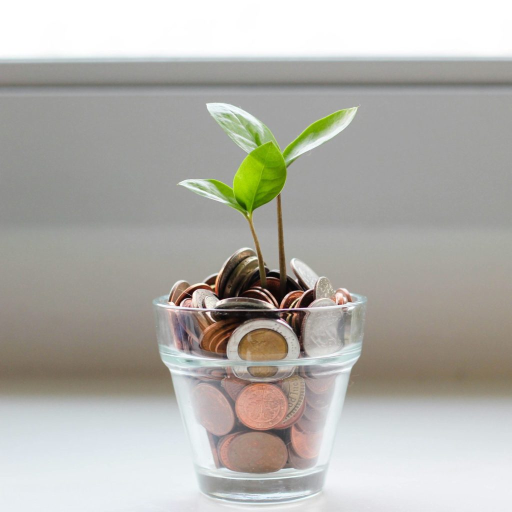 How to Start Saving Money – Even If You Live Paycheck to Paycheck